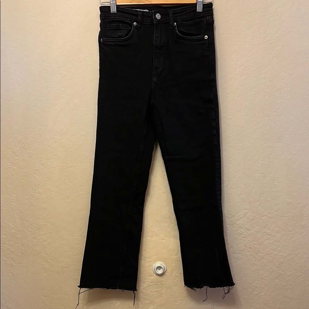 ZARA BLACK DENIM KICK FLARE CROPPED